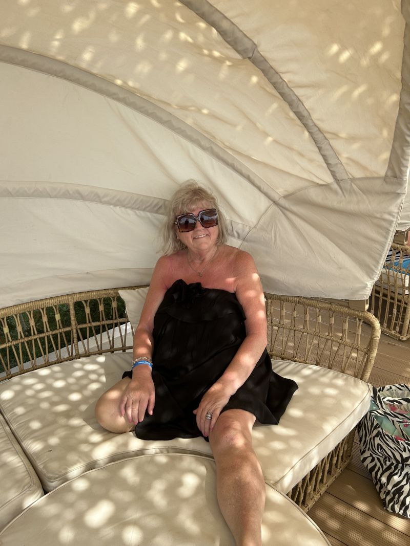 Suzie61